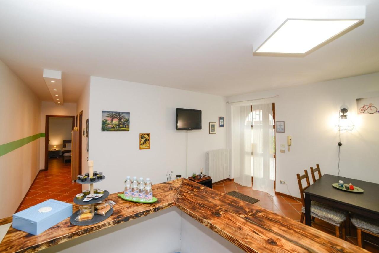 Loft Free Parking Agli Ulivi Moderno E Spazioso Peschiera del Garda Exterior foto